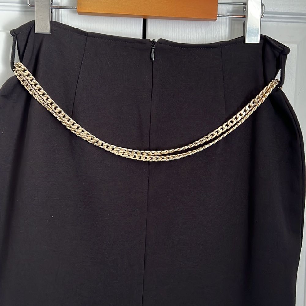 Cartise Black Skirt With Decorative Adjustable Chain Belt Size 8 NWT - Picture 7 of 12